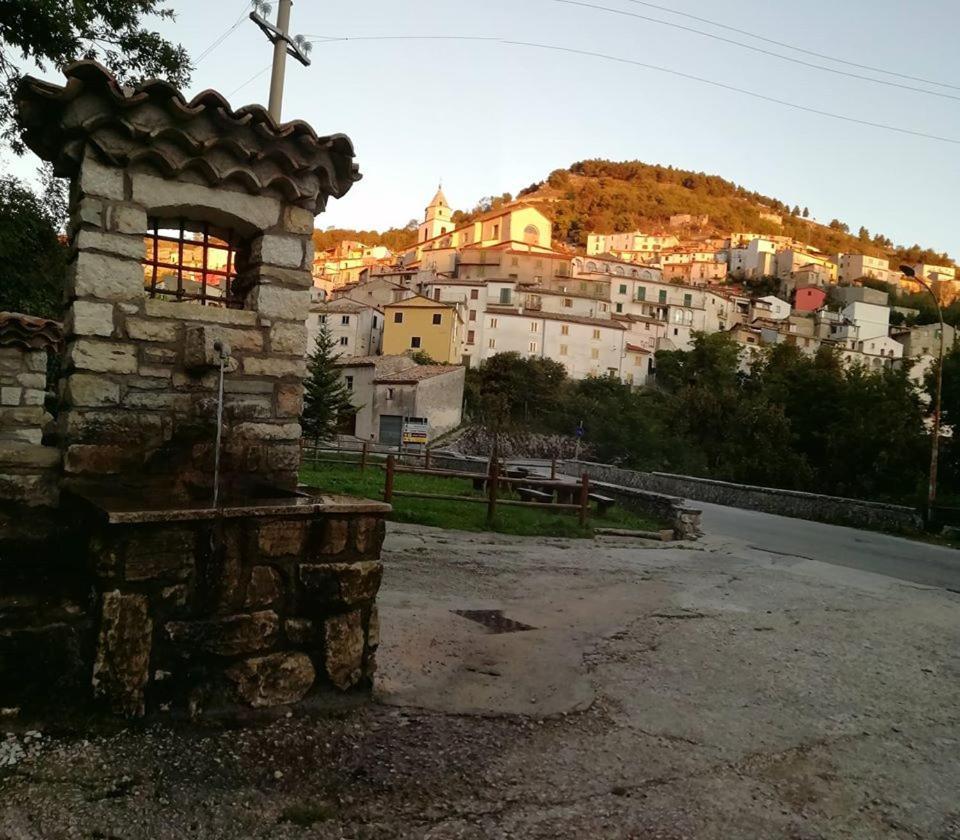 B&B Il Buon Cammino Roccamandolfi Eksteriør billede